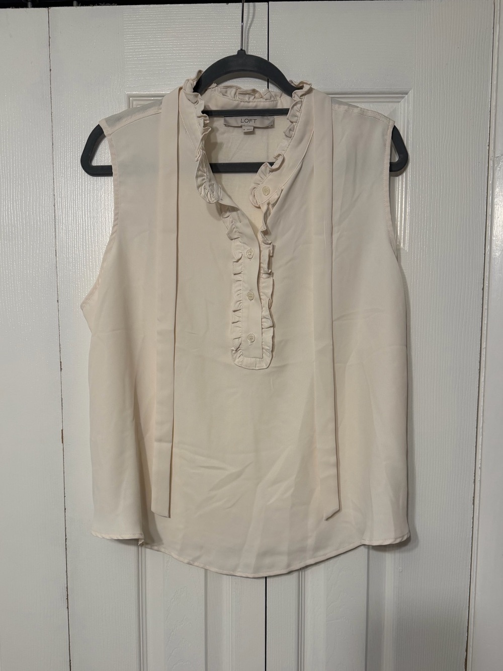 LOFT Sleeveless Blouse XL Cream/White